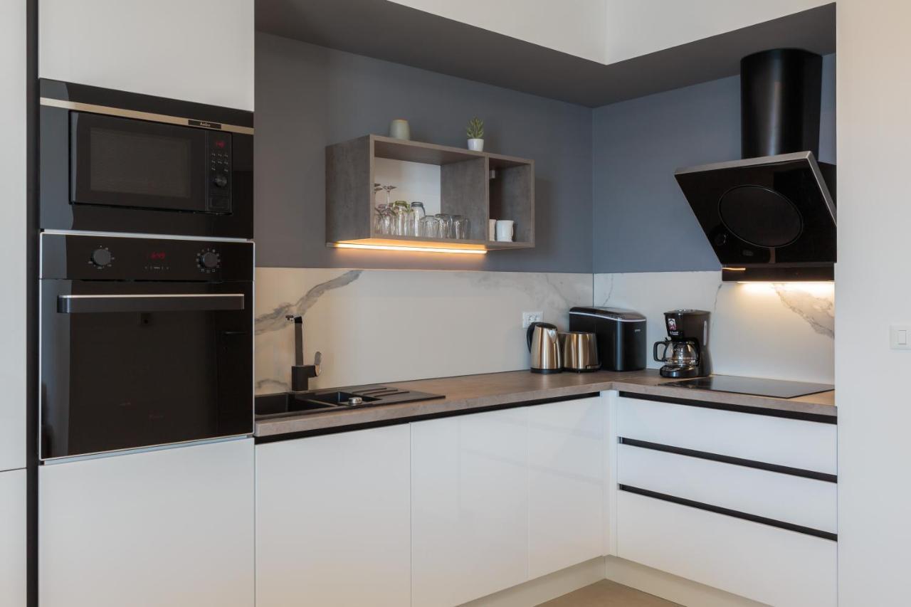 Luxury Apartment Stipe At Villa Four Brothers Podstrana Extérieur photo