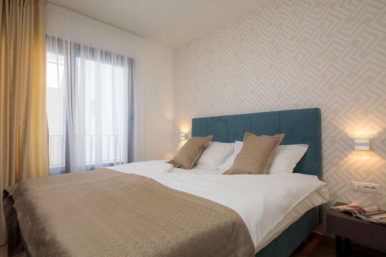 Luxury Apartment Stipe At Villa Four Brothers Podstrana Extérieur photo