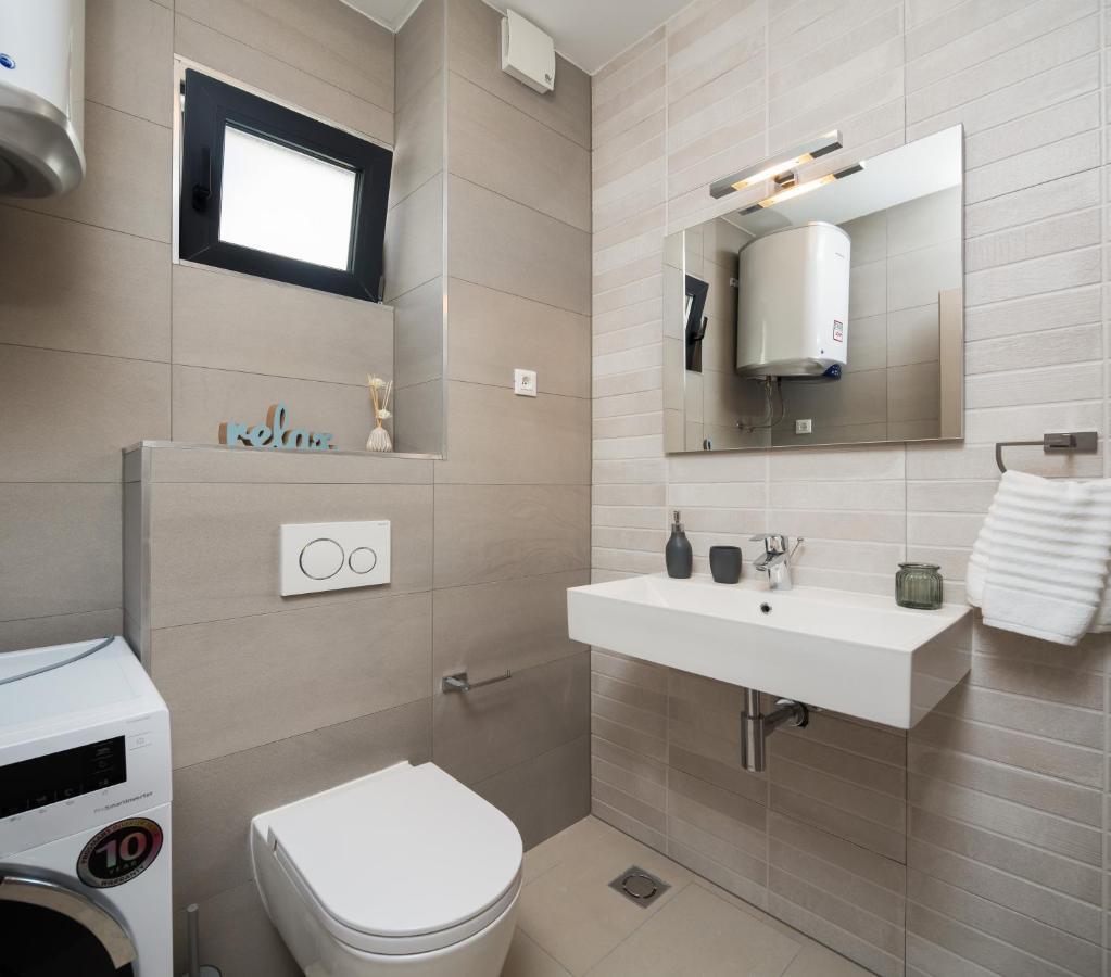 Luxury Apartment Stipe At Villa Four Brothers Podstrana Extérieur photo