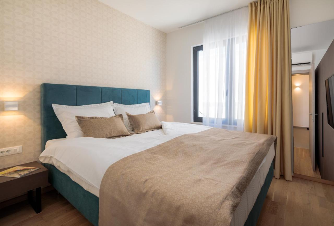 Luxury Apartment Stipe At Villa Four Brothers Podstrana Extérieur photo